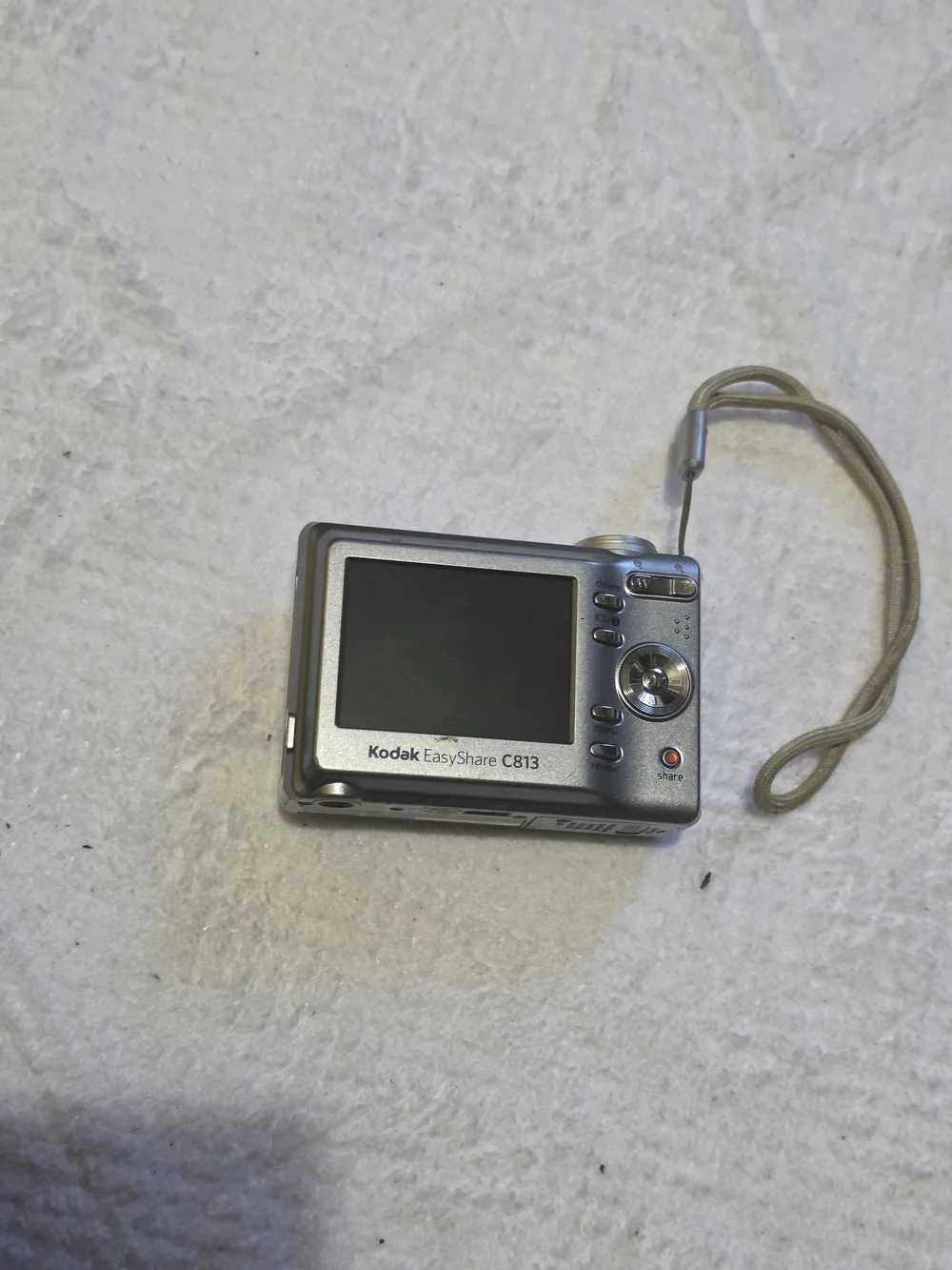 Kodak Compact Digital Camera in Silver — Easy Point & Shoot